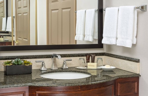 Platinum Triangle Hotel | Ayres Hotel Anaheim