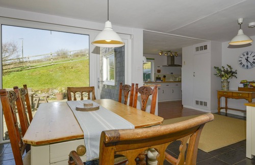 Ringmore Cottage | AYRMER HOUSE, family friendly, with open fire in Ringmore