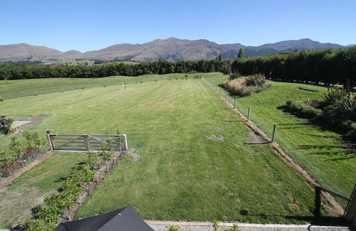 Speargrass Flat Cottage | Ayrshire Cottage - luxury modern rural private retreat