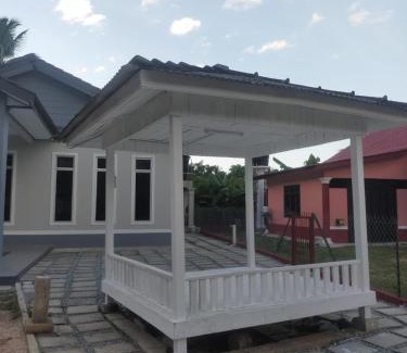 Rambai House | Ayu Homestay