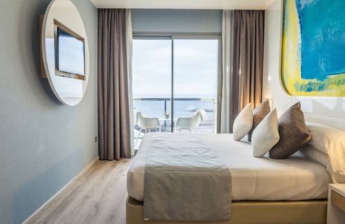 Algiers Hotel | AZ Hotel Vague d’Or