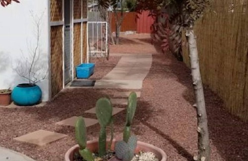 Palo Verde House | AZ Ranch House, near UofA & Banner Hosp/midtown