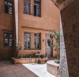 Old Town Hotel | AZADE Chania