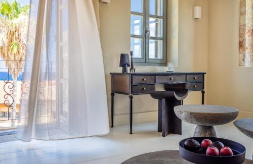 Old Town Hotel | AZADE Chania