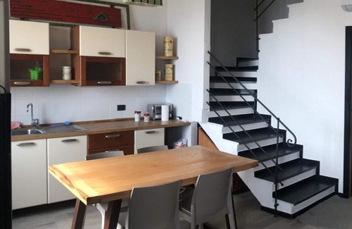 Recco House | Azalea House