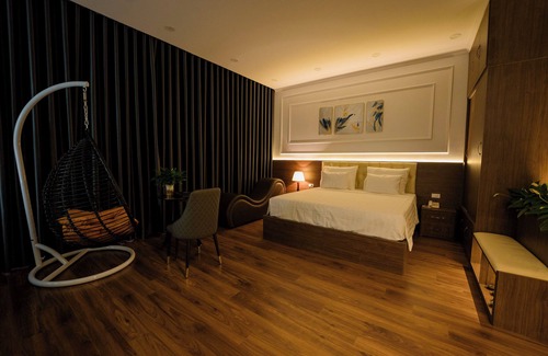 Ha Dong Hotel | Azoma Hotel