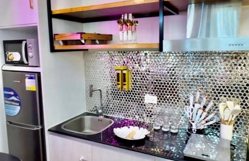 Paranaque Apartment | Azure Urban Resort Residences, 1BR Santorini 18th floor