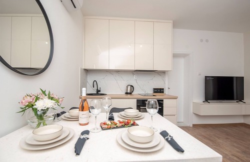 Trebinje Apartment | Azzurro I apartment with Swimming pool in Trebinje