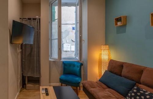 Bourg-Saint-Andeol Apartment | Bâtiment Les Hauts De Bourg