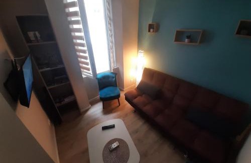 Bourg-Saint-Andeol Apartment | Bâtiment Les Hauts De Bourg