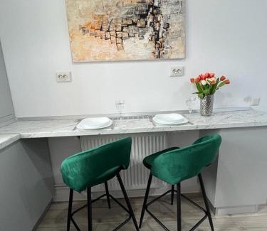 Otelu Rosu Apartment | B&B Apartment