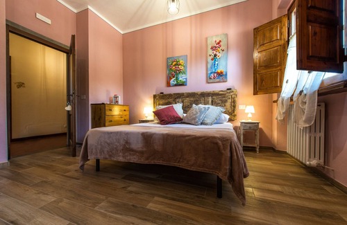 Fucecchio Bed & Breakfast | B&B Casalisa