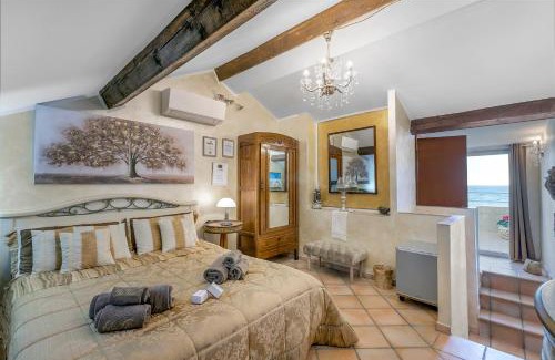 Alassio Bed & Breakfast | B&B Da Giueli Rooms On The Seafront