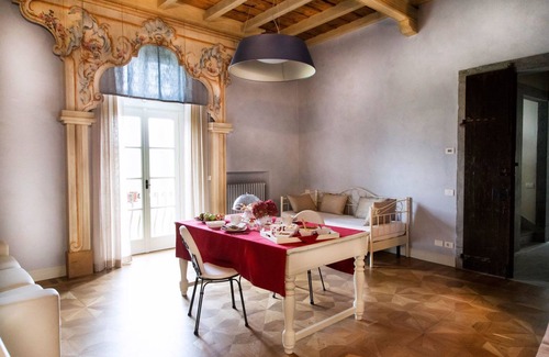 Bergamo Bed & Breakfast | B&B Dimora delle Donnole
