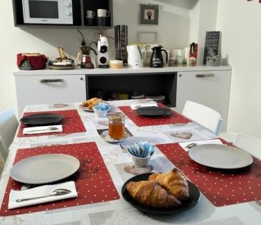 Castel Ivano Bed & Breakfast | B&B Elisè
