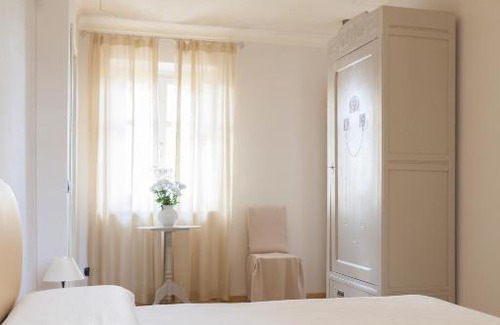 La Morra Bed & Breakfast | B&B Fior Di Farine