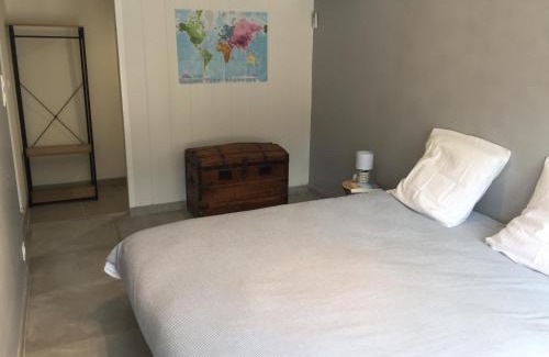Saint-Quentin-la-Poterie House | B&B gite d'Ayran