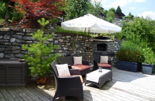 Krattigen Bed & Breakfast | B&B Haussener