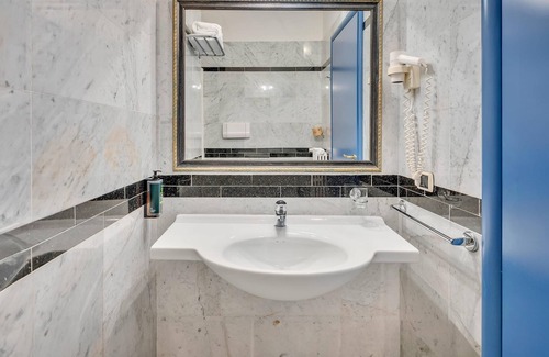 San Paolo d'Argon Hotel | B&B HOTEL Bergamo Executive