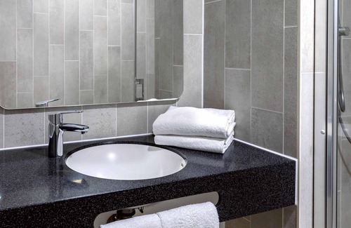 Stuttgart Hotel | B&B Hotel Stuttgart-Zuffenhausen