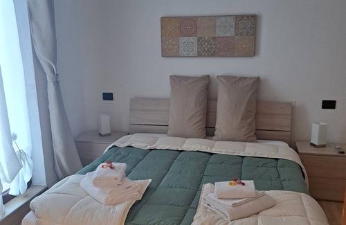 Santa Maria d'Alto Cielo Bed & Breakfast | B&B Le Scintille - Koral