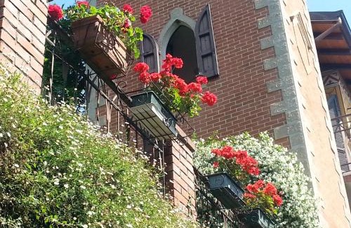 Belgirate Bed & Breakfast | B&B Torre Lara