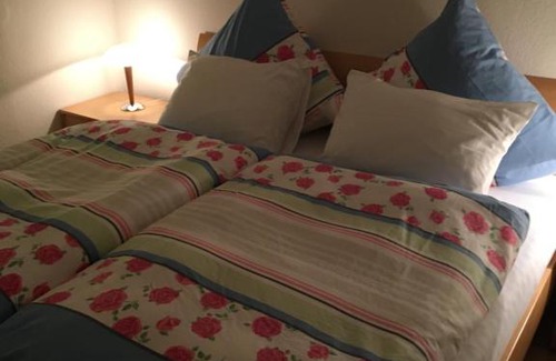 Punderich Bed & Breakfast | B&B Villa Altero