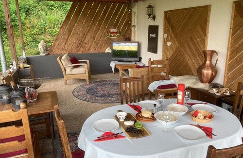 Punderich Bed & Breakfast | B&B Villa Altero