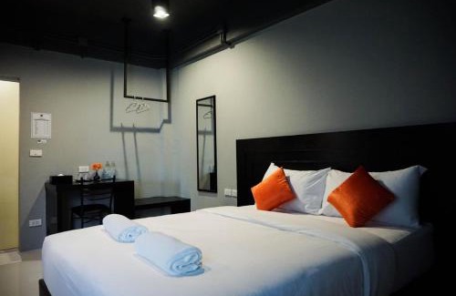 Huai Kapi Hotel | B-Black Hotel Chonburi