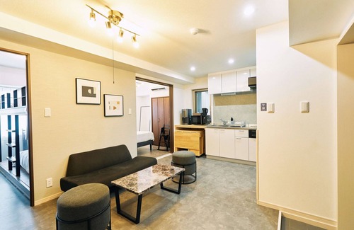 Asakusa Apartment | B/C APARTMENT Asakusa Hanazono Dori Hotel with Rental Car and Sauna