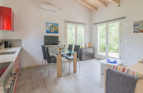 Giannades House | B-Holidayhome Matthaeus, -3 E on the Corfutrail/, 3 km to the sea