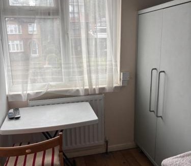 Maidstone House | B Homestay