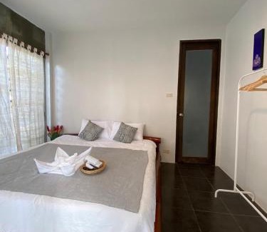 Si Sawat House | baan in kan homestay&cafe kanchanaburi city