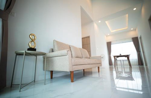 Nakhon Si Thammarat House | Baan Patupjai
