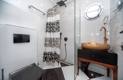 Dobra Voda Apartment | Baba's Hotel
