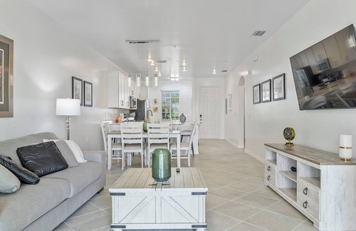 Punta Gorda Condo | Babcock National Golf Club and Resort, Pent House Terrace! Pet Friendly!
