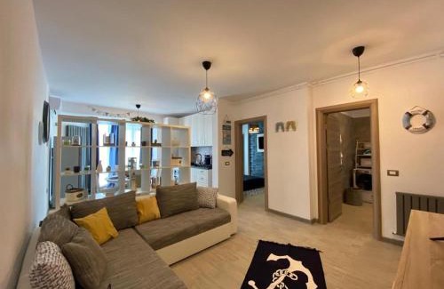 Mamaia-Sat Apartment | Baby Sea View and Pools Apartment- Mamaia Beach Resort