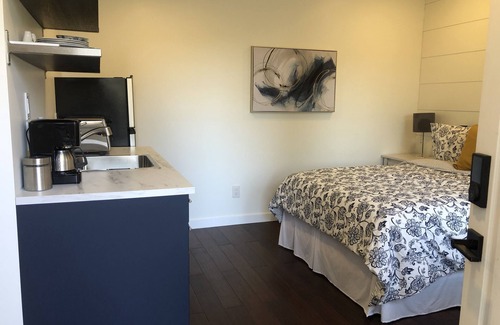 Huntsville Bed & Breakfast | Bachelor Suite Bed & Breakfast in Northern Muskoka