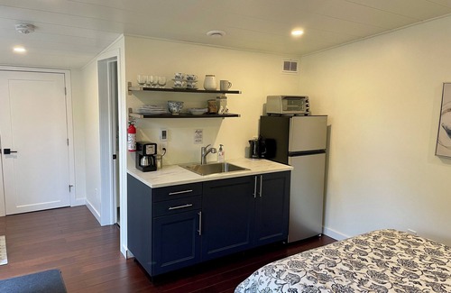 Huntsville Bed & Breakfast | Bachelor Suite Bed & Breakfast in Northern Muskoka
