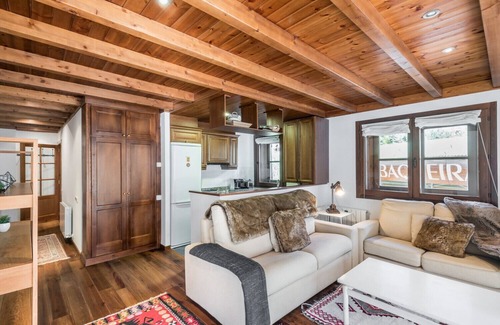 Baqueira Apartment | Baciver Beautiful apartment for 5p at the foot of the slopes in Cota 1500 of Baqueira-Beret