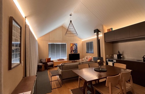 Ohau House | Backcountry hut with a modern twist