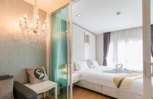 Ban Bo Han Hostel | Backpacker Street Airport Place