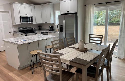 Greenwood House | Backroad Getaway -Brand New 3-bedroom retreat near Sports at the Beach & DE Turf