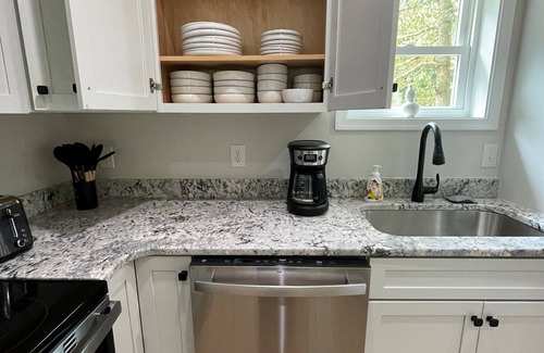 Greenwood House | Backroad Getaway -Brand New 3-bedroom retreat near Sports at the Beach & DE Turf