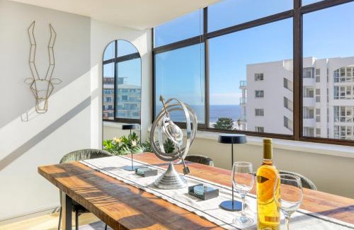 Sea Point Apartment | Backup-Powered Bantry Bay View 2 Bed Apartment