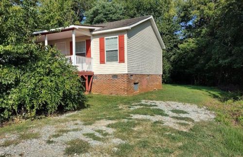 Milton House | Backwoods Milton House 3BR&2bath