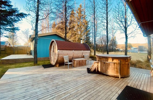 Hveragerdi House | Backyard Village - Blue House