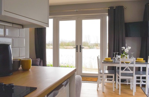 Huntingdon Cottage | Badger Lodge - UK30603