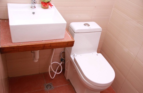 Puerto Galera Resort | BADLADZ Beach & Dive Resort - Queen Pool Suite