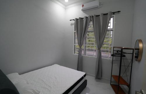 Kampung Gong Badak House | Badok Chomey Homestay Tok Jembal